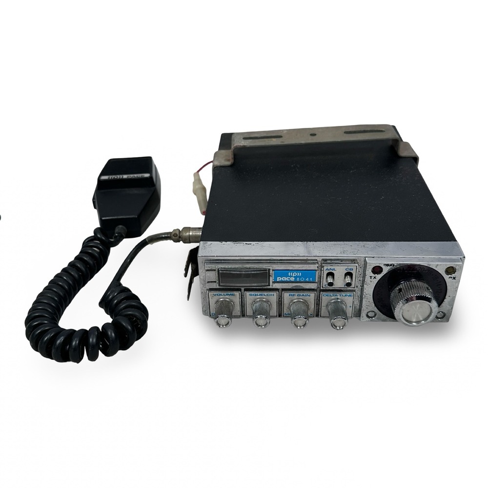 Vintage Pace 8041 40 Channel CB Radio Mobile Transceiver with Microphone Gray
